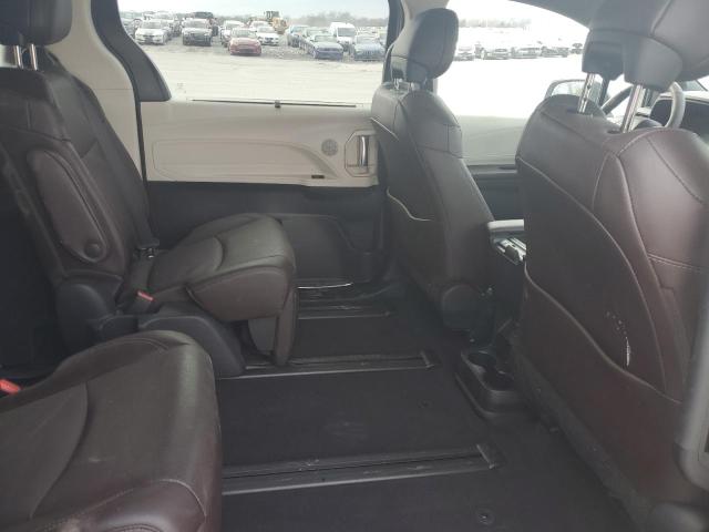 2022 TOYOTA SIENNA LIM 5TDERKEC9NS100256