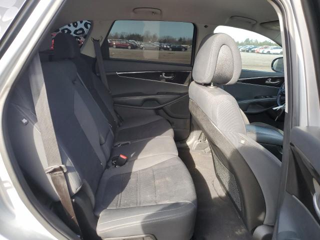 2016 KIA SORENTO LX - 5XYPG4A50GG110112