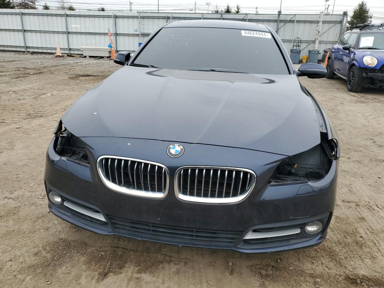 WBA5A7C5XFD622123 2015 BMW 528 Xi