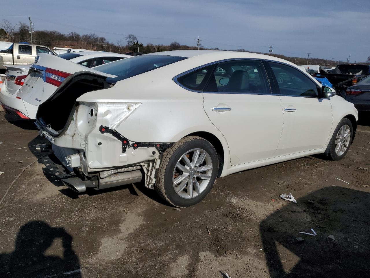 4T1BK1EB7DU075615 2013 Toyota Avalon Base