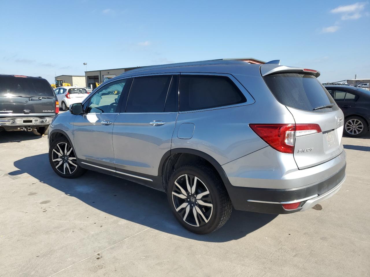 2021 Honda Pilot Touring vin: 5FNYF6H9XMB033280