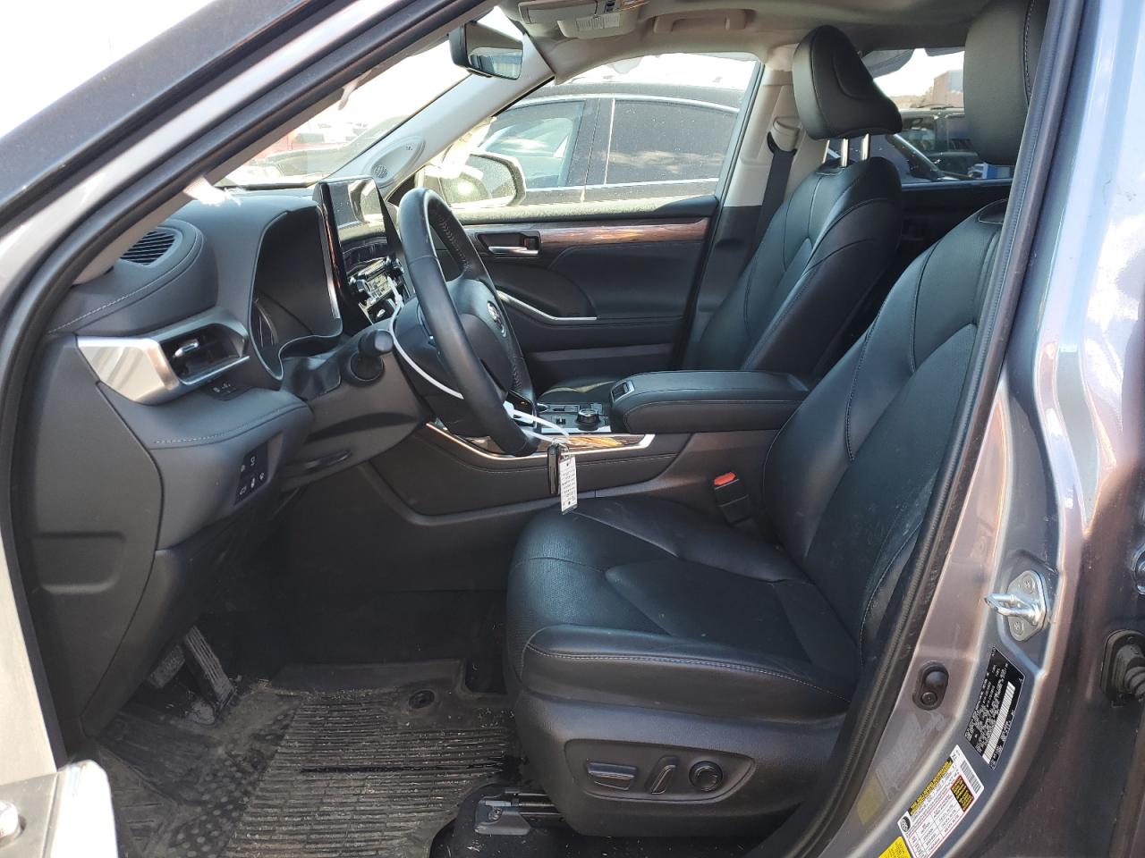 5TDDZRBH2NS206200 2022 Toyota Highlander Limited