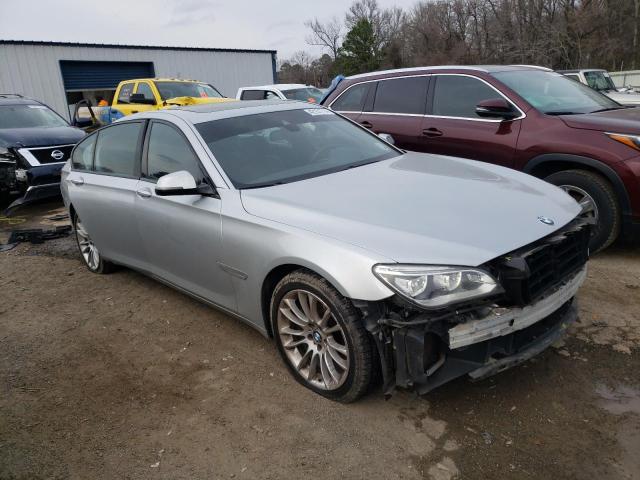 VIN WBAYA6C51FD826803 2015 BMW 7 Series, 740 I no.4