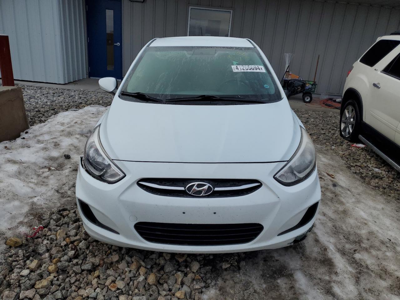 KMHCT5AE8GU258678 2016 Hyundai Accent Se