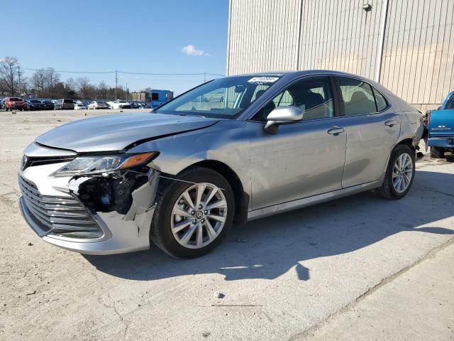 Lot #2397251877 2024 TOYOTA CAMRY LE salvage car