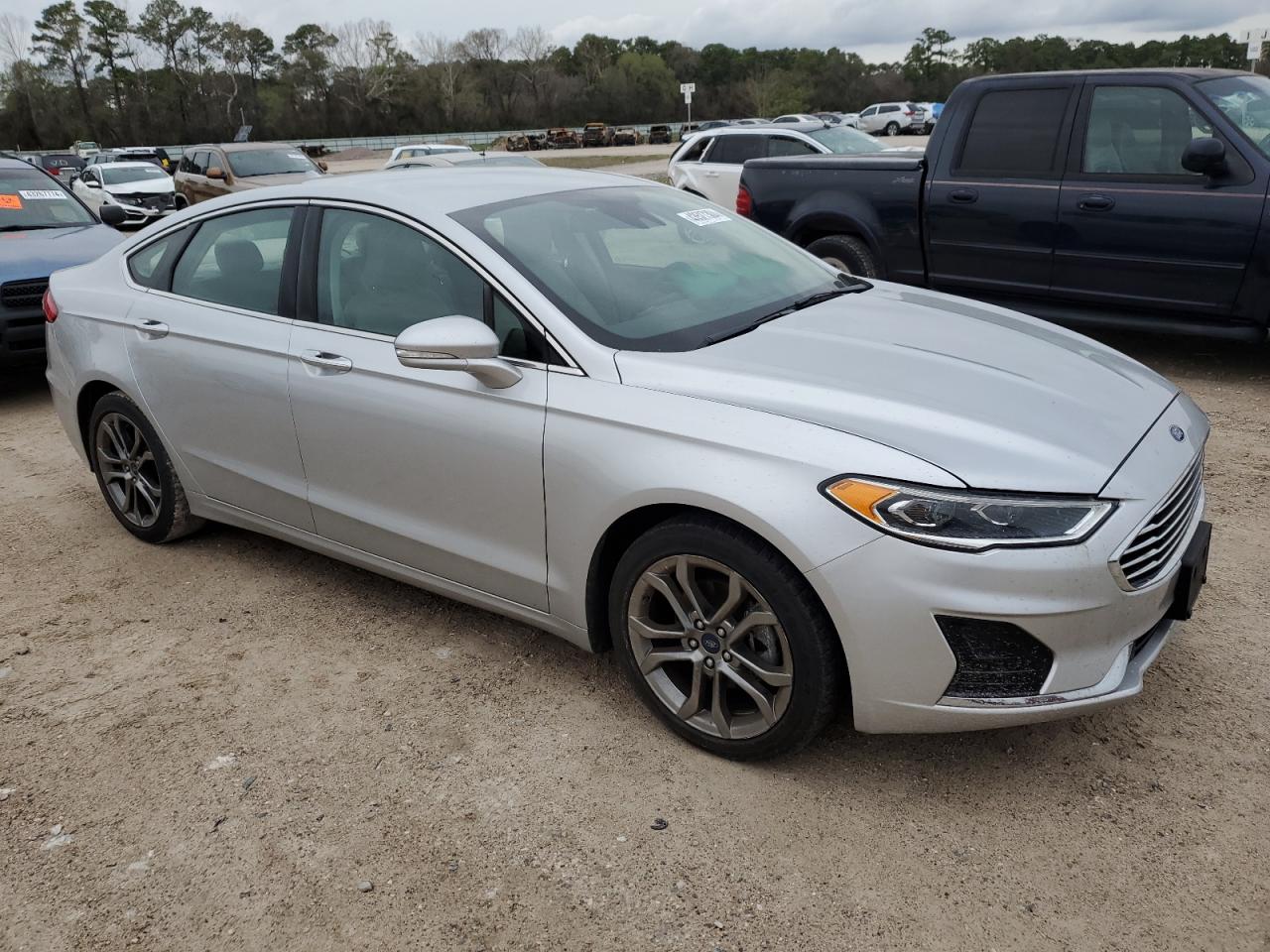 VIN: 3FA6P0CD6KR272582 2019 FORD FUSION