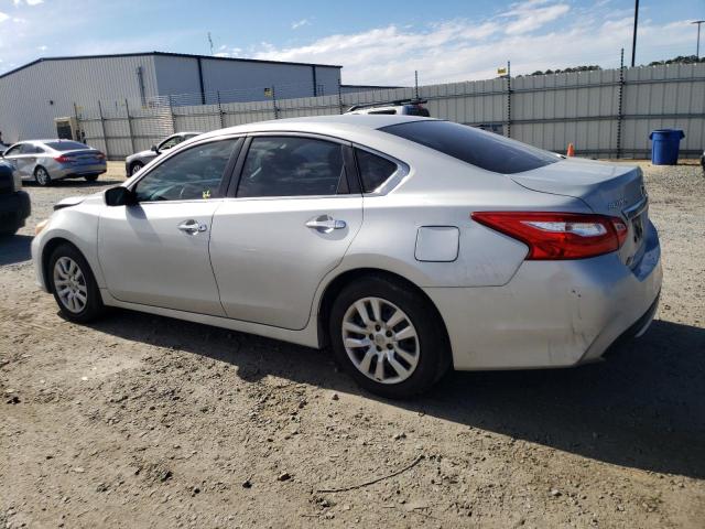 2016 Nissan Altima - Image 2