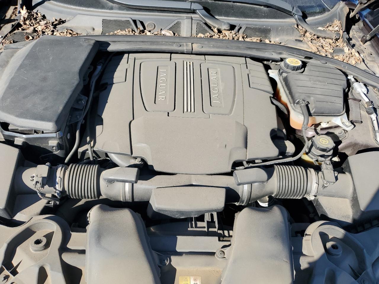 SAJWA0GB6BLR95370 2011 Jaguar Xf Premium