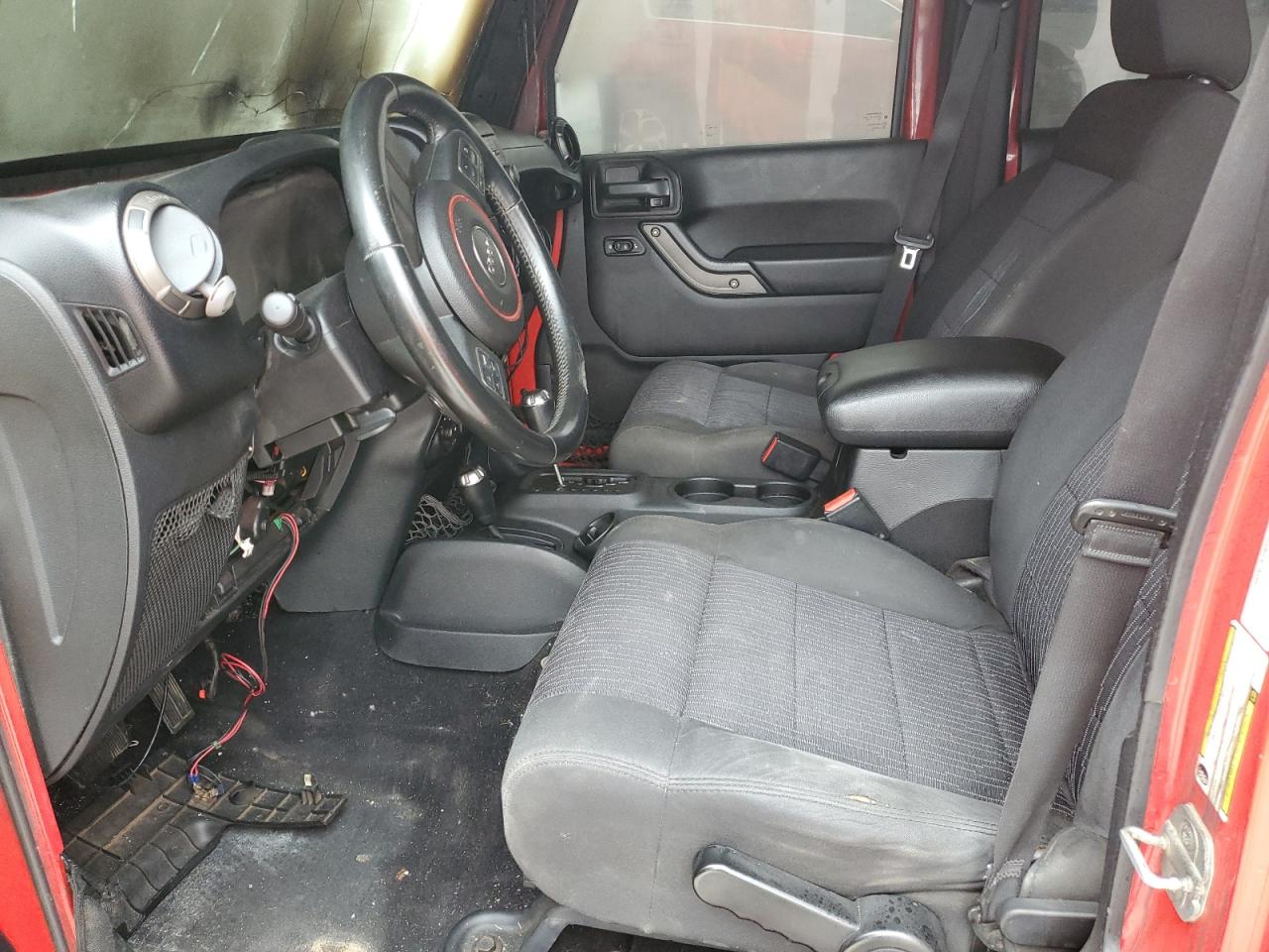 1J4BA3H16BL613255 2011 Jeep Wrangler Unlimited Sport