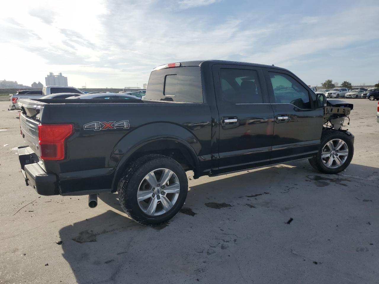 VIN: 1FTEW1EG9JFC07744 2018 FORD F-150