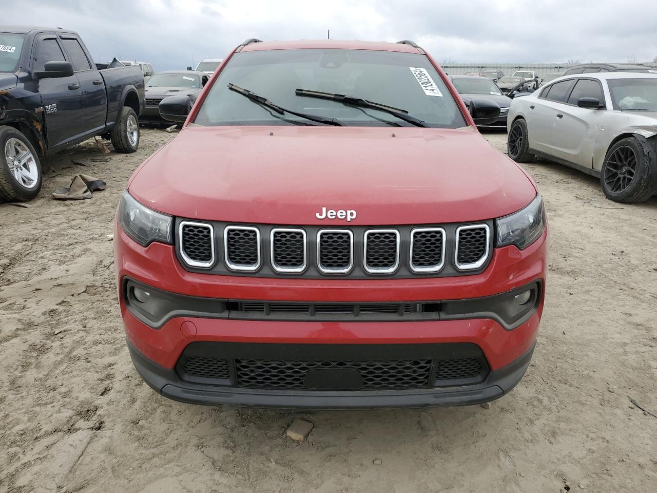 2023 Jeep Compass Latitude vin: 3C4NJDBN6PT550660