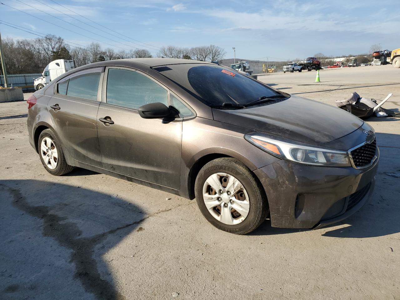 2017 Kia Forte Lx vin: 3KPFK4A74HE046196