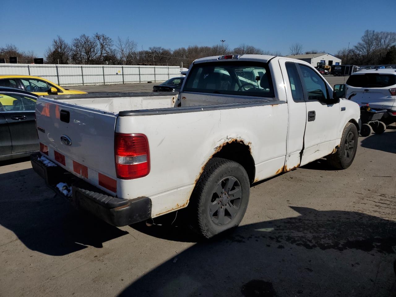 1FTRF122X7NA39542 2007 Ford F150 1FTRF122X7NA39542 2007 Ford F150