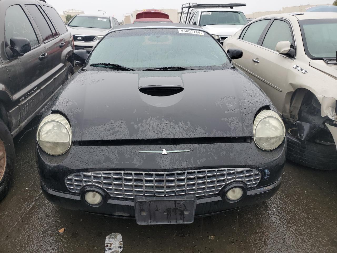 1FAHP60A42Y106293 2002 Ford Thunderbird