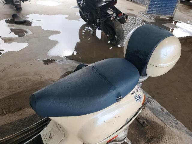 2005 VESPA M198F ZAPM198F155013456