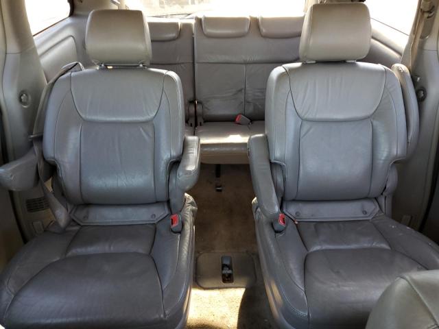 2005 Toyota Sienna - Image 11