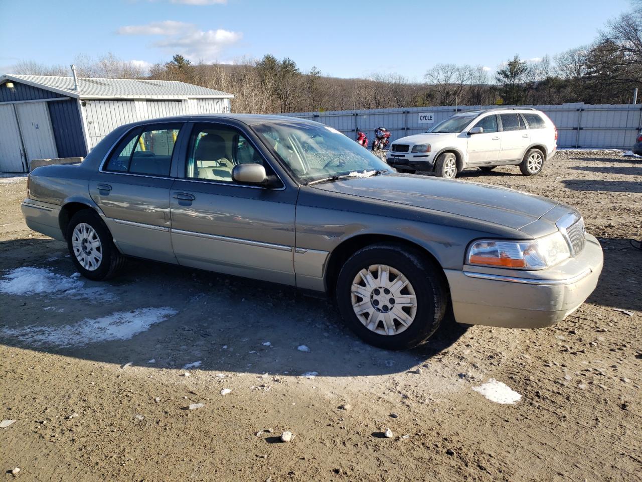 2MEFM74W04X676802 2004 Mercury Grand Marquis Gs