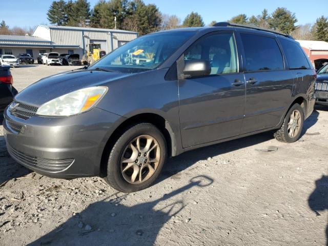 2005 Toyota Sienna LE