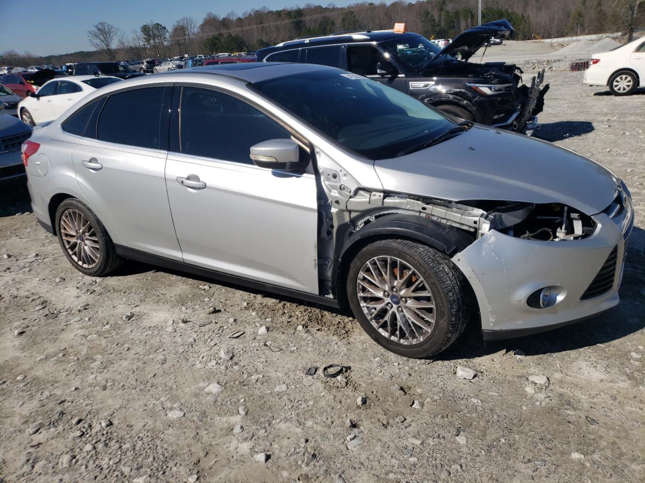 1FADP3J23DL379388 2013 Ford Focus Titanium