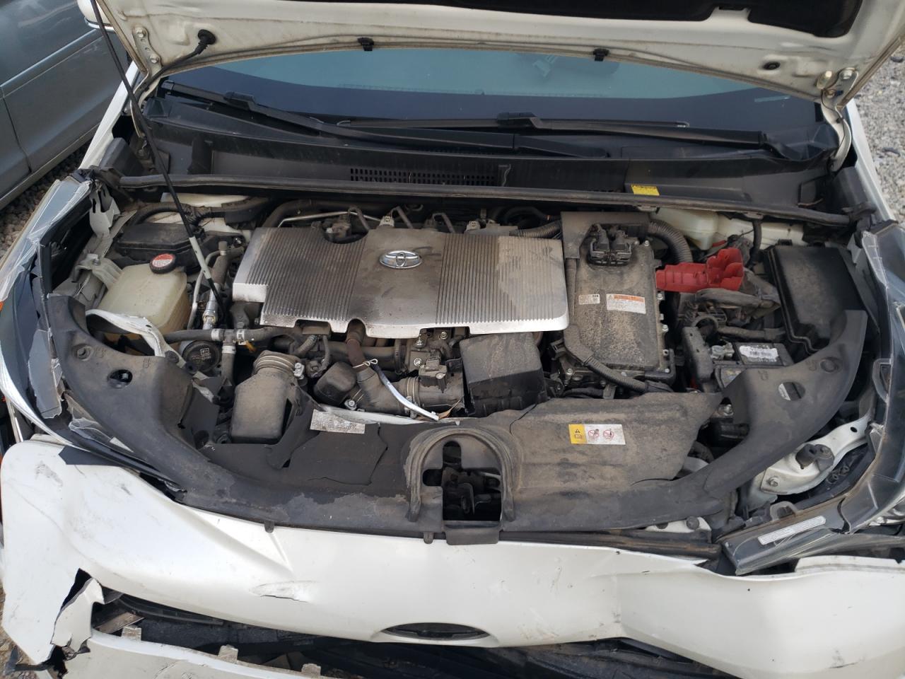 JTDKARFUXG3521921 2016 Toyota Prius