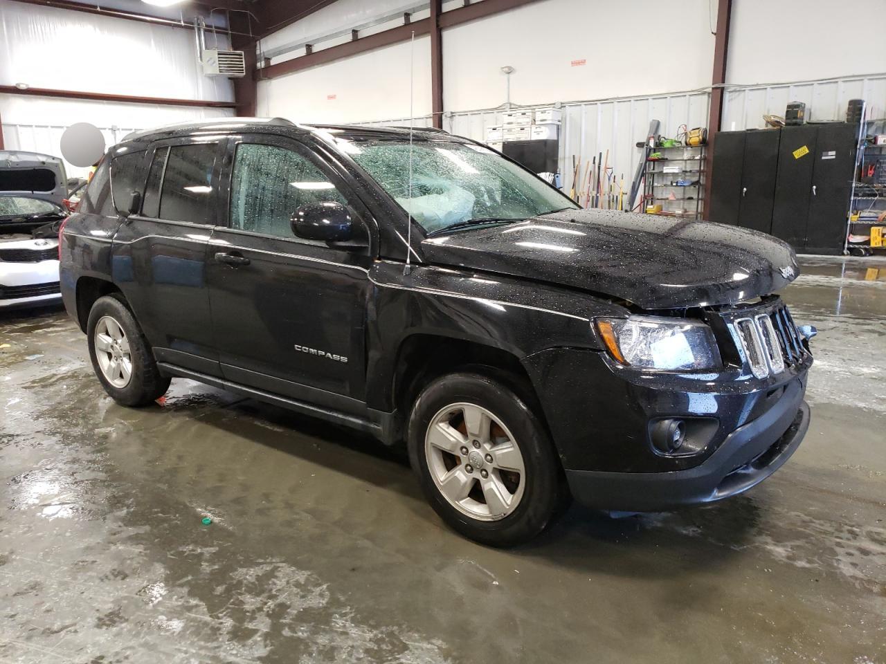 1C4NJCEB6GD651411 2016 Jeep Compass Latitude