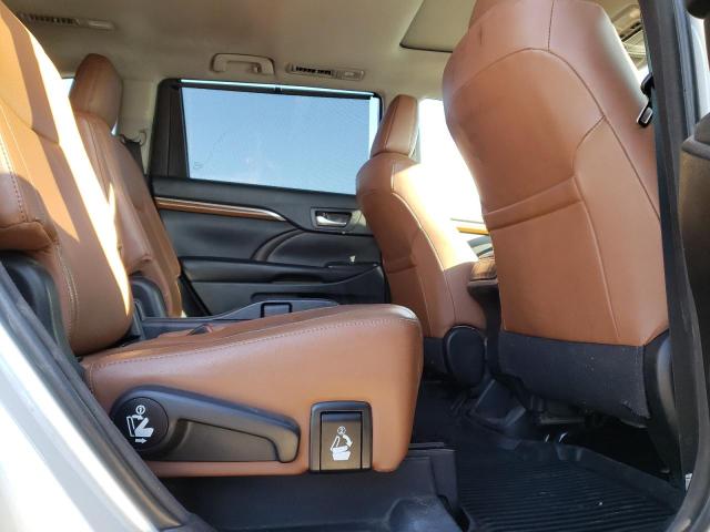 2018 TOYOTA HIGHLANDER 5TDDGRFH4JS049439