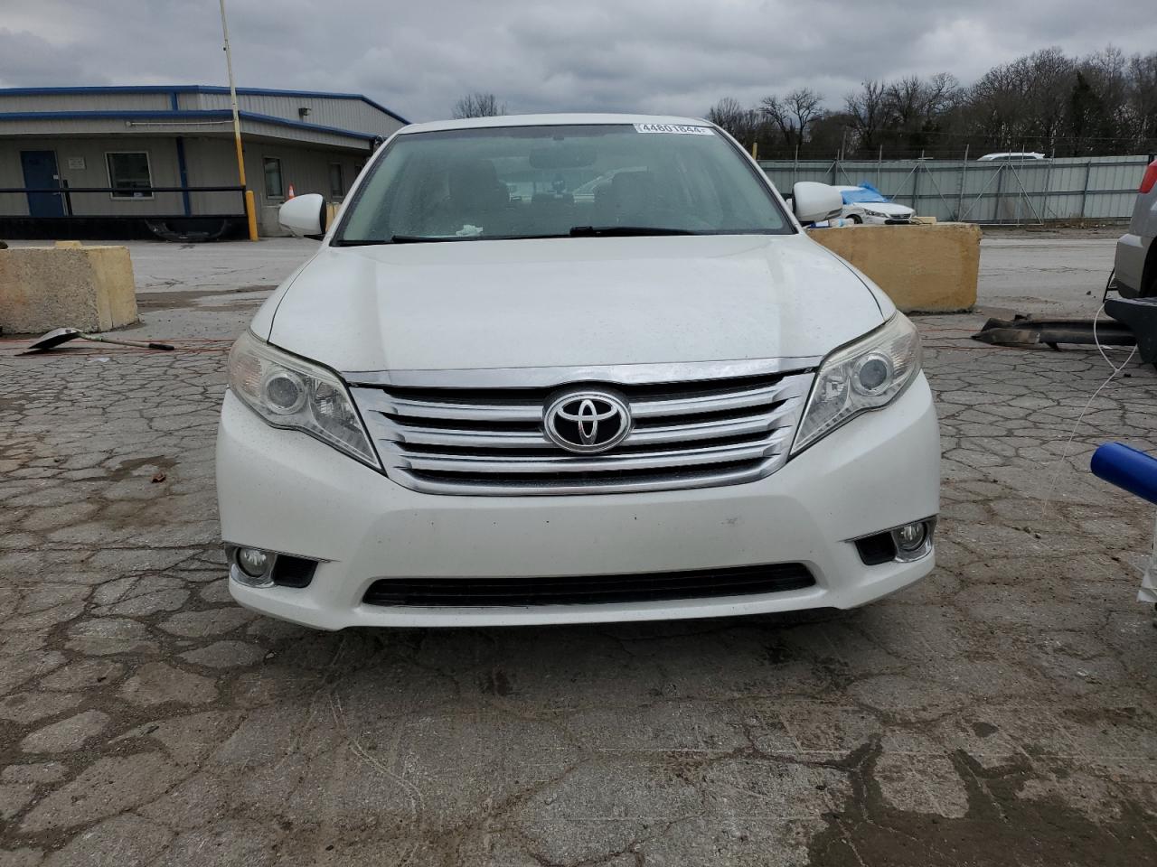 4T1BK3DB1BU385320 2011 Toyota Avalon Base