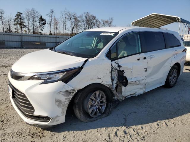 5TDKRKEC2NS121954 2022 Toyota Sienna Le