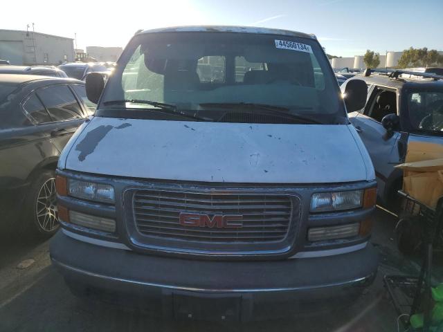 2000 GMC Savana - Image 5