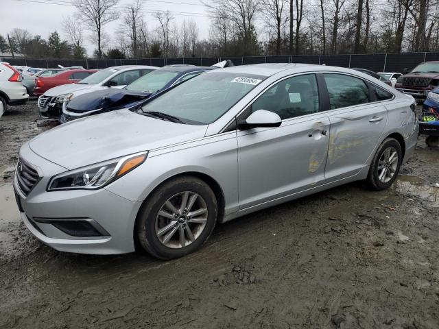 2016 HYUNDAI SONATA SE 5NPE24AF5GH307090