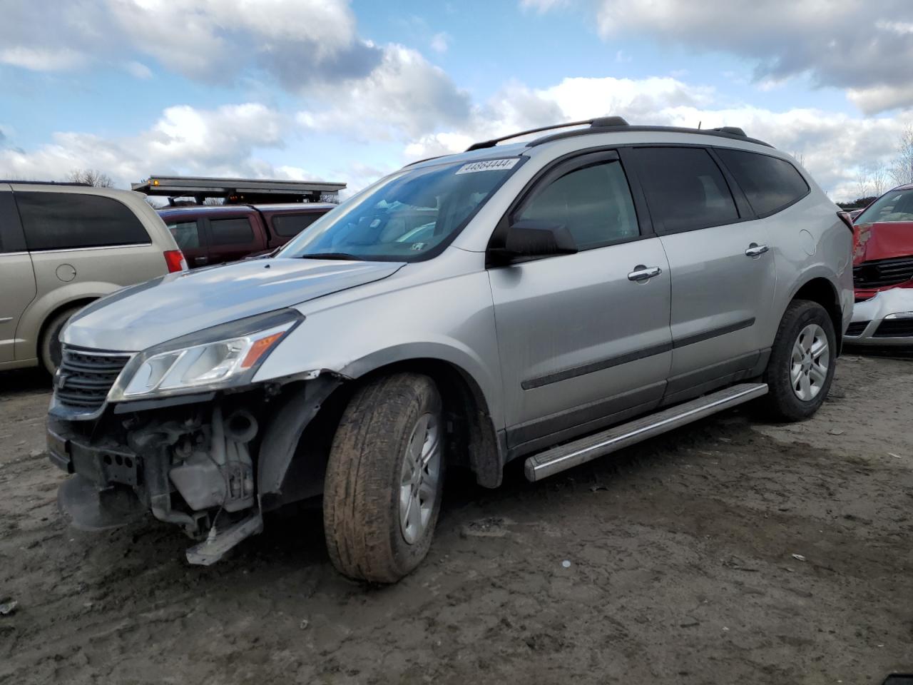 2017 Chevrolet Traverse Ls vin: 1GNKVFED5HJ211863