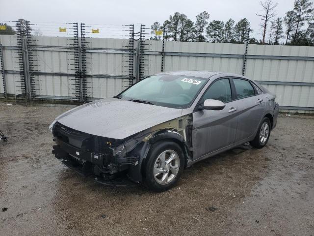 Lot #2452920461 2023 HYUNDAI ELANTRA SE salvage car