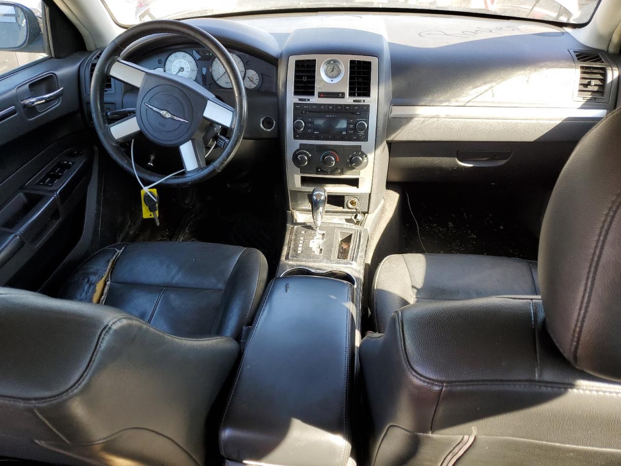 2C3LA53G28H230053 2008 Chrysler 300 Touring