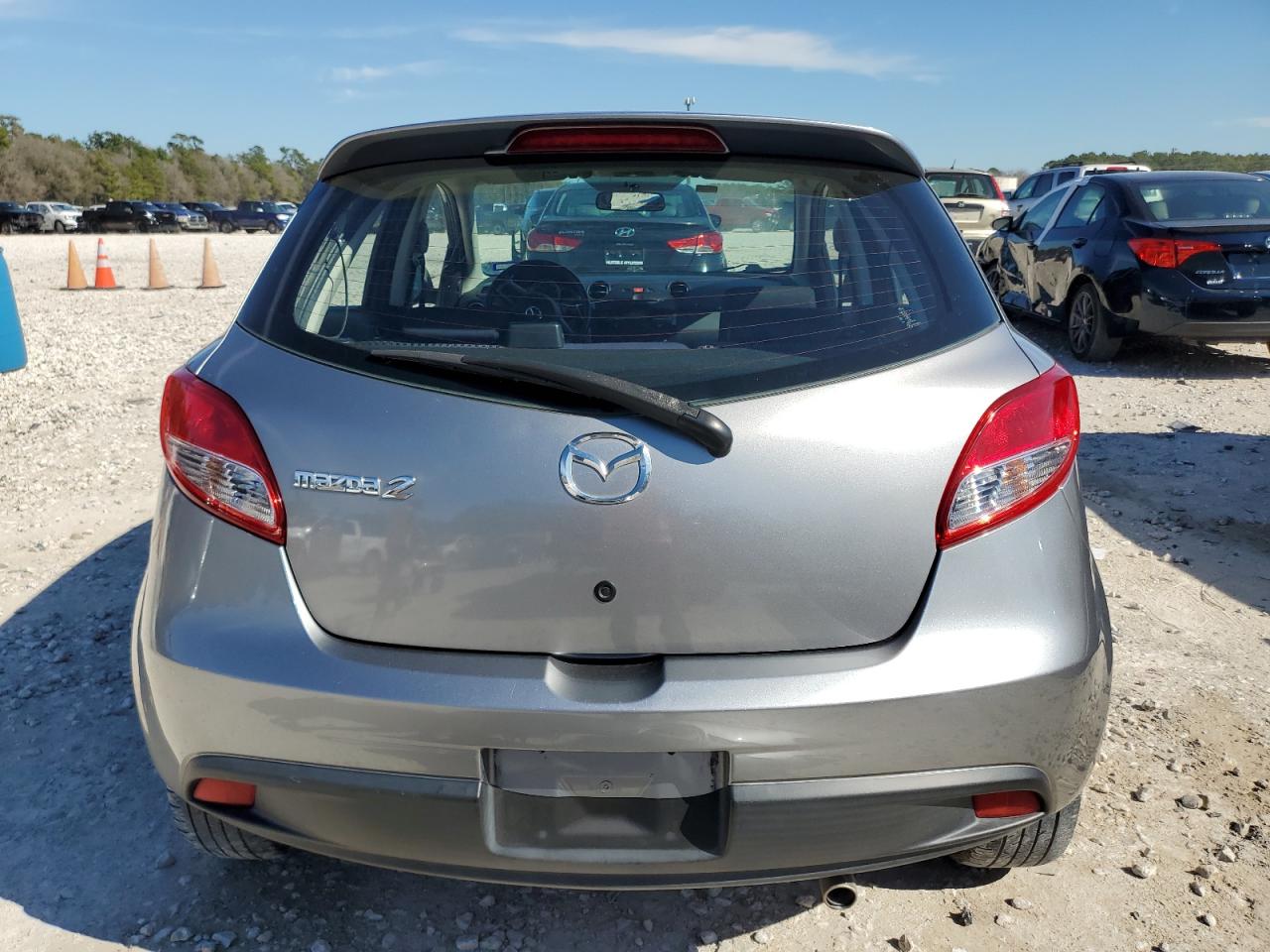 JM1DE1LZ8D0162970 2013 Mazda Mazda2