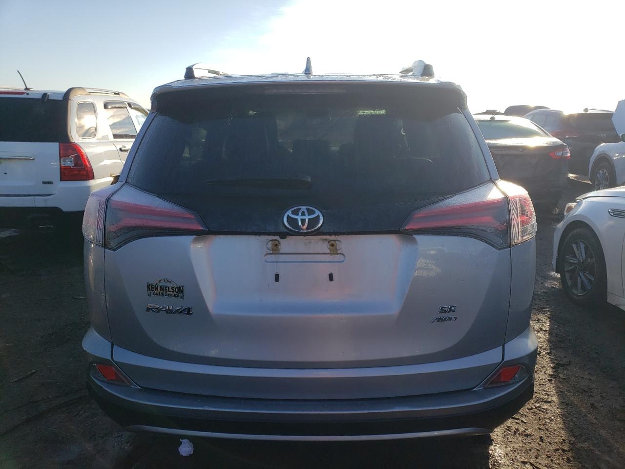 Lot #2363896452 2018 TOYOTA RAV4 SE