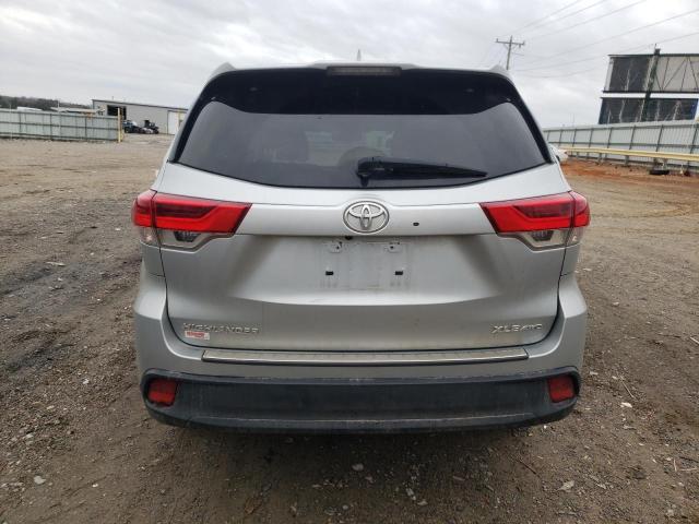 VIN 5TDJZRFH6KS613462 2019 Toyota Highlander, SE no.6