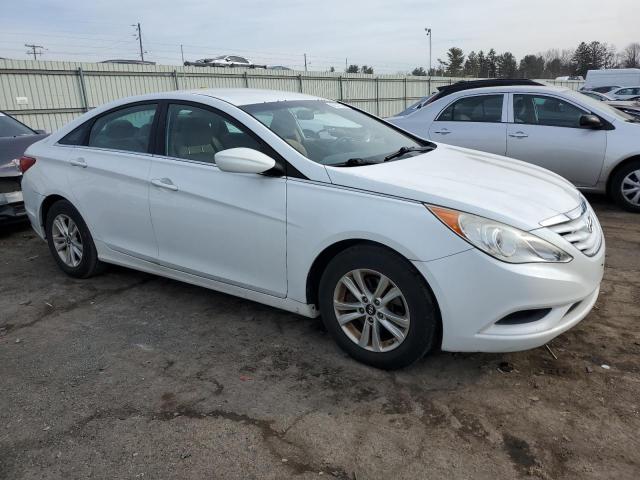 2011 Hyundai Sonata - Image 4