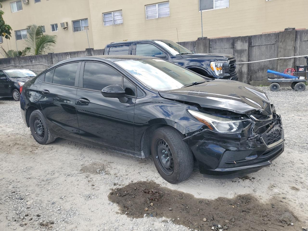 1G1BC5SM0J7184807 2018 Chevrolet Cruze Ls