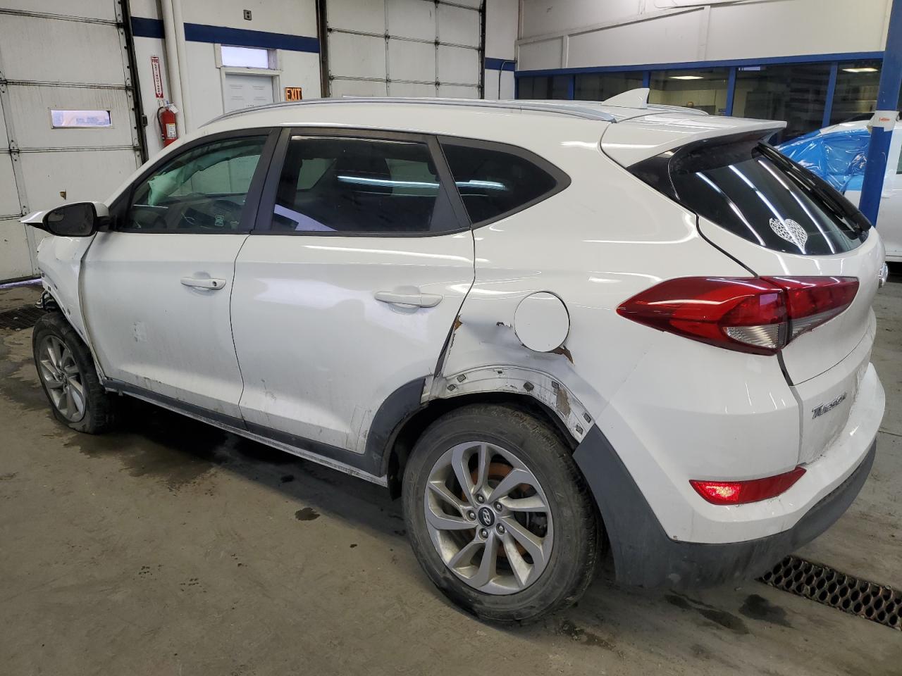 KM8J3CA44JU766950 2018 Hyundai Tucson Sel