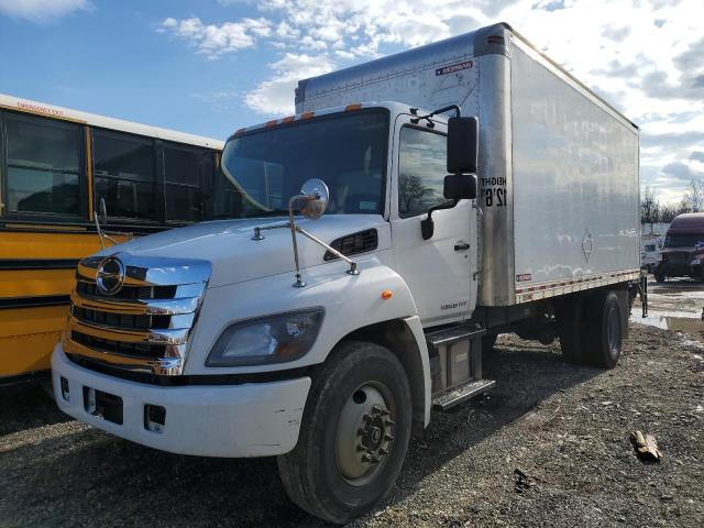 Lot #2361447056 2019 HINO HINO 338 salvage car