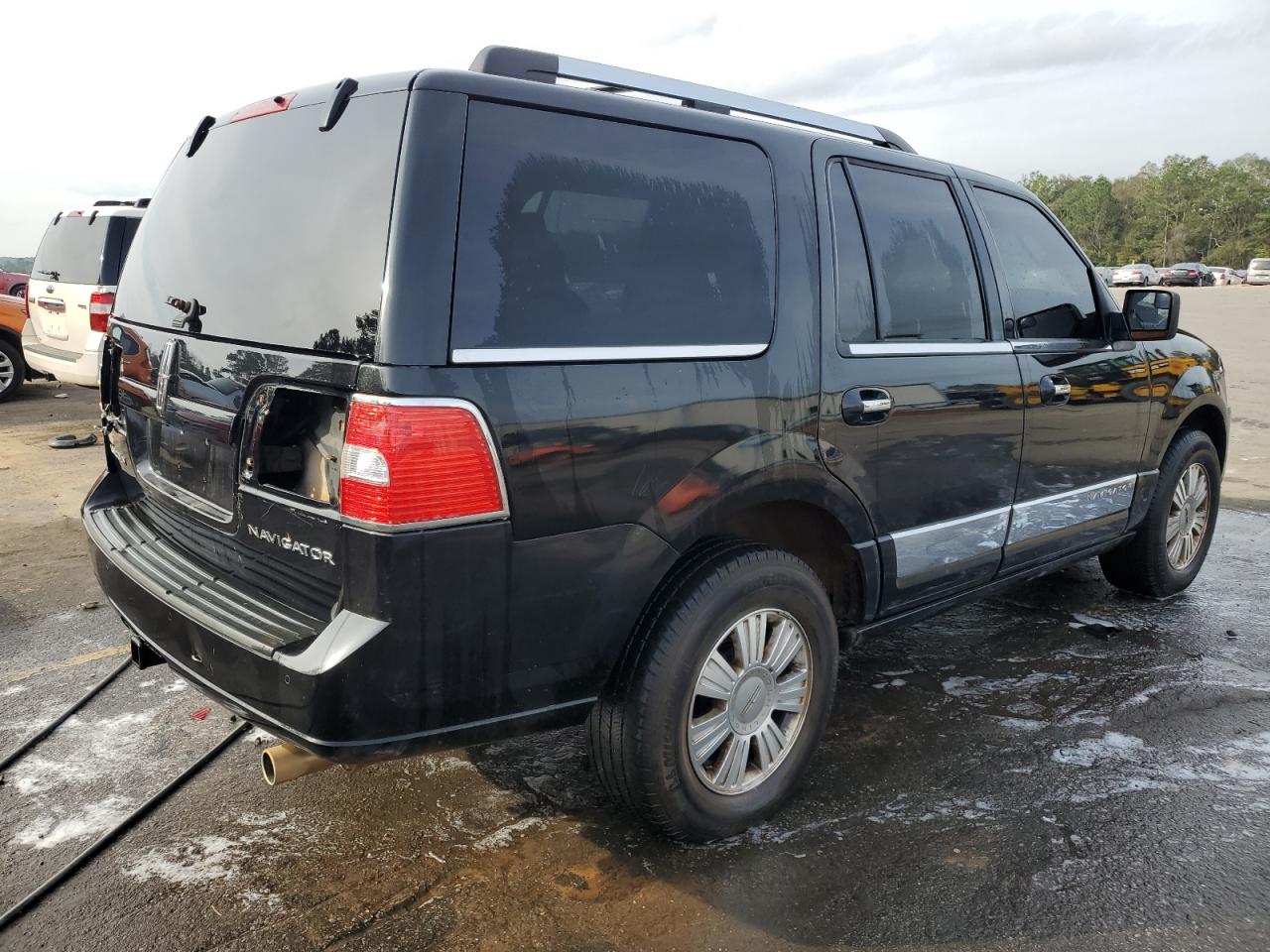 5LMJJ2H59DEL05592 2013 Lincoln Navigator