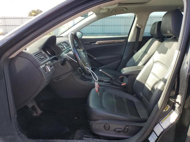 2017 VOLKSWAGEN PASSAT SE 1VWGT7A32HC009989