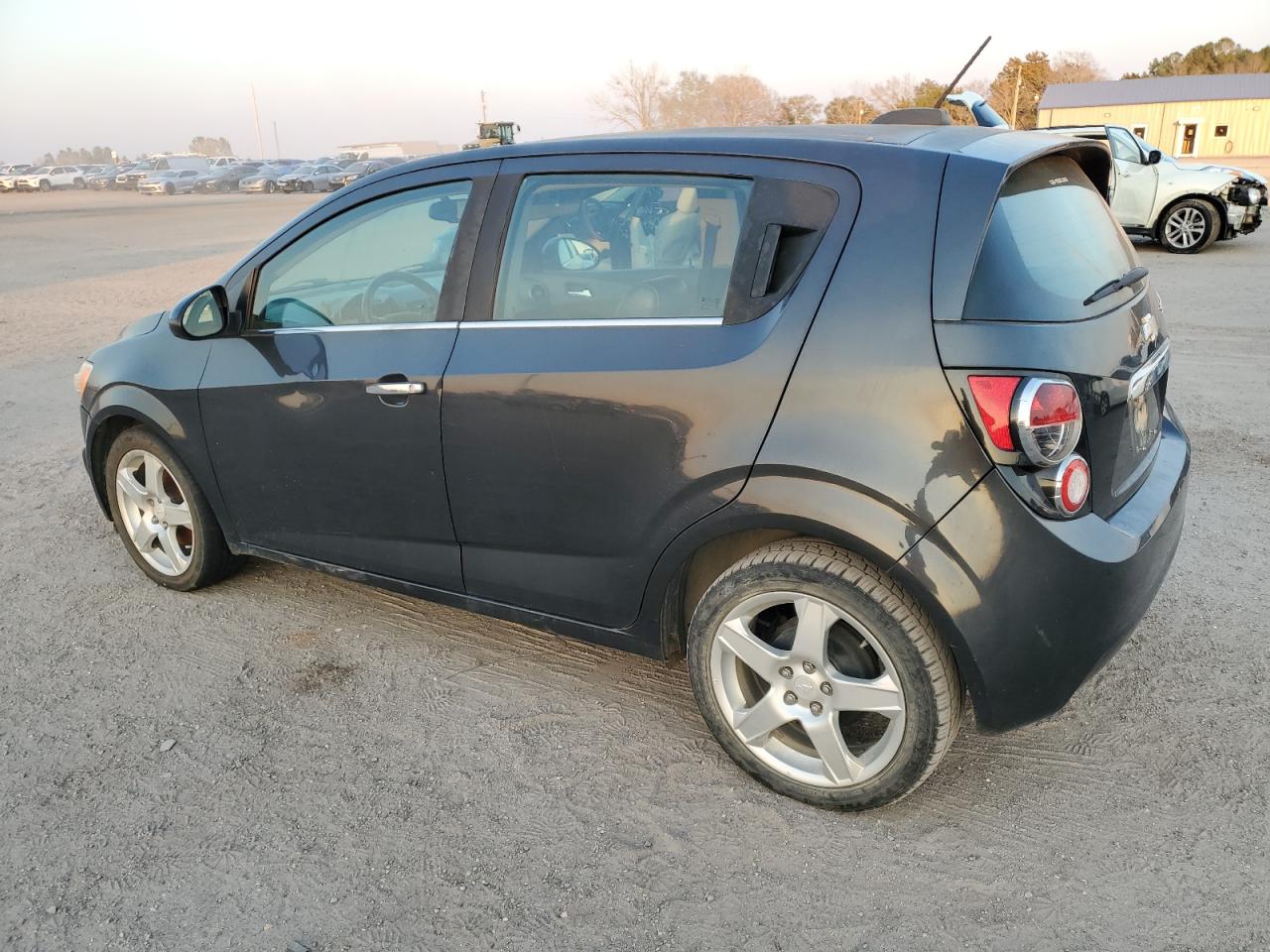 1g1je6sb6f4132603 1G1JE6SB6F4132603 2015 Chevrolet Sonic Ltz