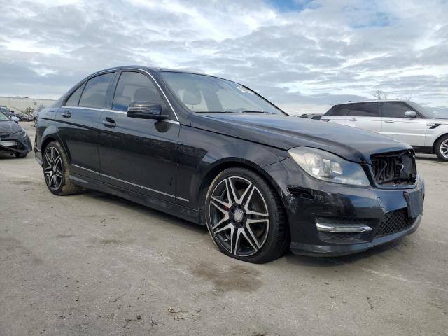 VIN WDDGF8AB2DR293113 2013 Mercedes-Benz C-Class, 3... no.4