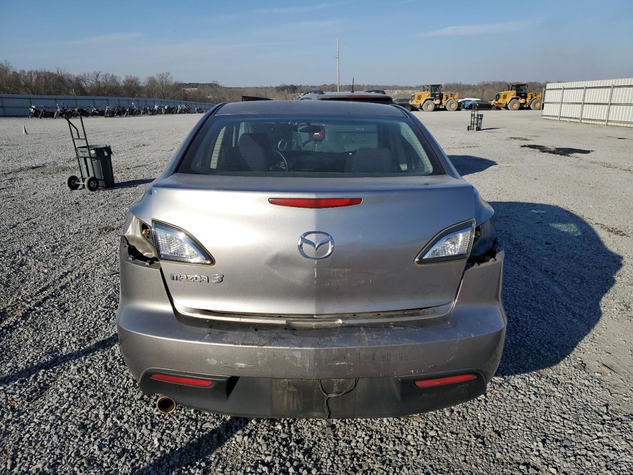 JM1BL1SG7A1222806 2010 Mazda 3 I