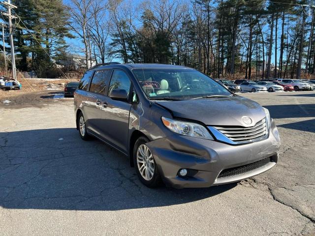 2014 Toyota Sienna XLE