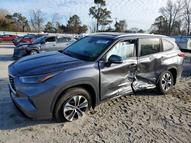 VIN 5TDKDRBH5PS043583 2023 Toyota Highlander, L no.1