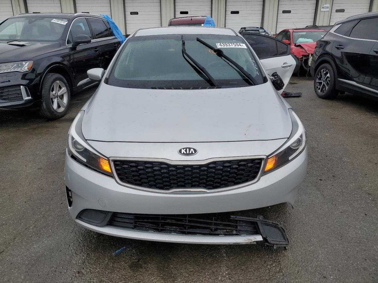 3KPFL4A79HE131385 2017 Kia Forte Lx