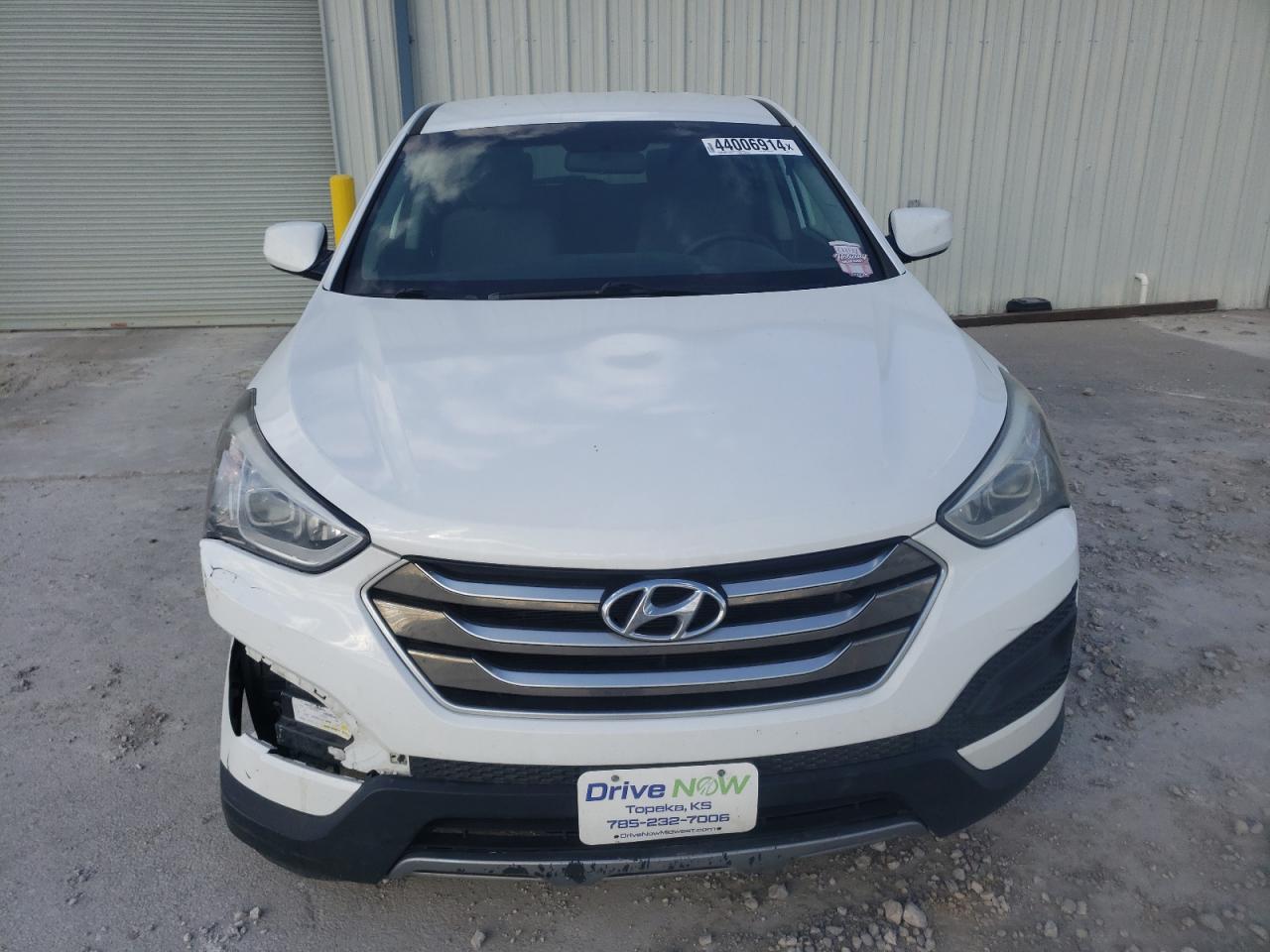 2016 Hyundai Santa Fe Sport vin: 5XYZTDLB7GG330306