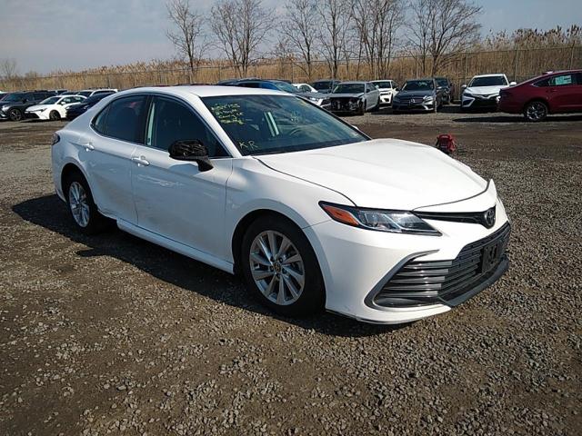 2021 TOYOTA CAMRY LE 4T1C11AK7MU444812